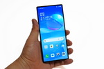 世界最速で完全画面の未来型スマホ「REDMAGIC 8 Pro」実機レビュー